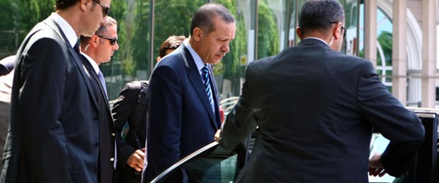 Erdoğan: Ofisime böcek koyanlar kaçtı