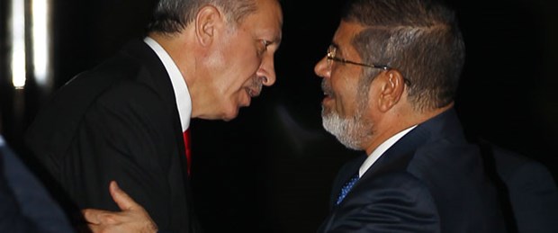 Erdoğan'dan Mursi'ye diyalog tavsiyesi