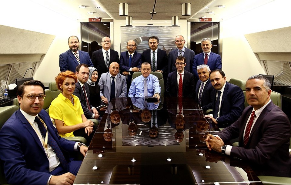 Erdoğan, Çin dönüşü uçakta gazetecilerin sorularını yanıtladı