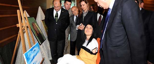 Erdoğan'ı şaşırtan engelli ressam