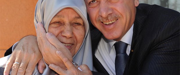 'Erdoğan'ın annesine yanlış tedavi' iddiası