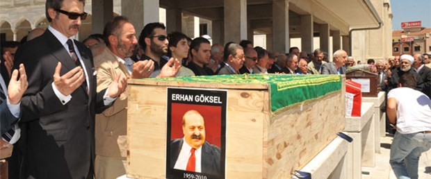 Erhan Göksel toprağa verildi