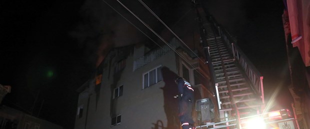 170411-eşi-gelmedi-diye-evini-yaktı.jpg
