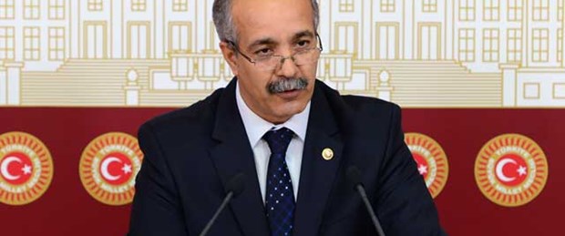 Fırat: CHP'de duyarlı istifalar gelebilir