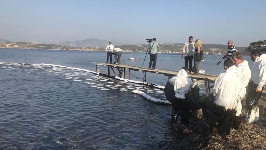 AKARYAKIT SIZINTISINI TEMİZLEME ÇALIŞMALARI YENİDEN BAŞLADI