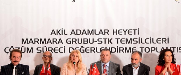Gencebay 'Akil İnsanlar'da ilk kez göründü