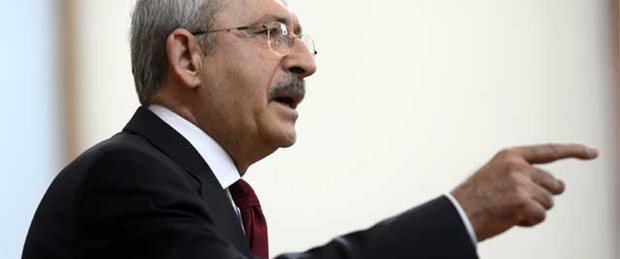 'Gerdan kırarak Taksim'de poz veriyorlar'