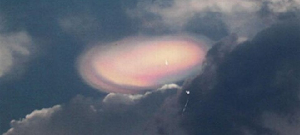 2004 yılına ait bu resim de UFO meraklılarının dünya dışı yaşama ispat olarak gösterdiği karelerden biri