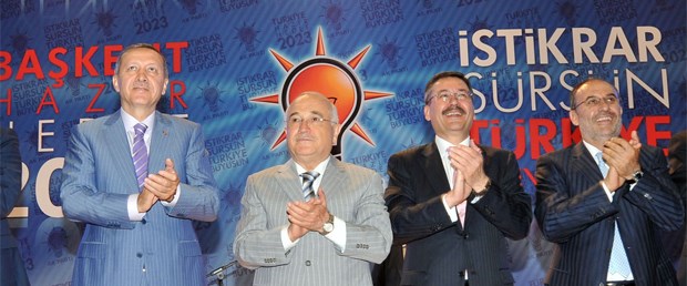 Gökçek: İşkembeden değil somut projeler