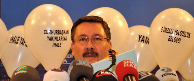 Gökçek: Uğur Dündar ‘kumpas ödülü’ almalı