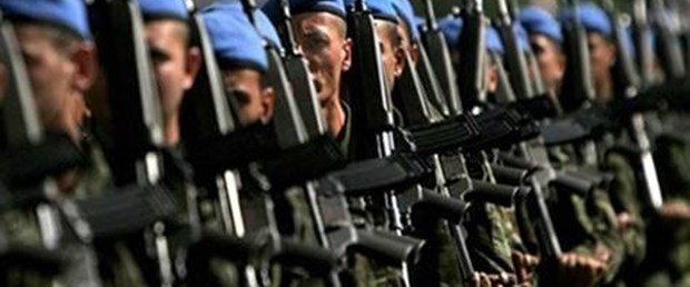 Gül'den Askerlik Kanunu'na onay