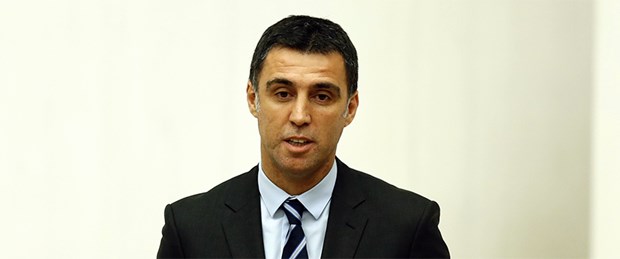 hakan-şükür.jpg