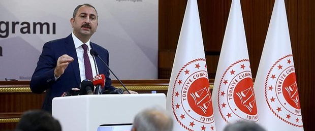 adalet bakanı gül.jpg
