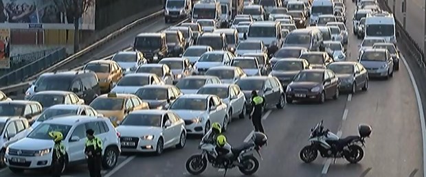 haliç-köprüsü-trafik.jpg