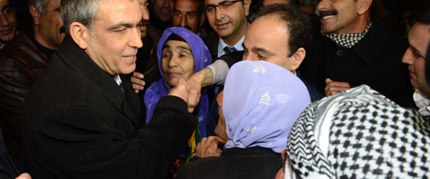 İki BDP'li vekile tahliye