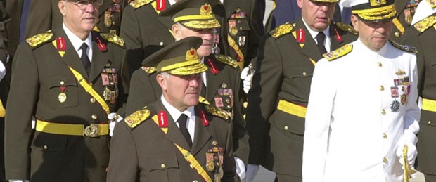 İki komutanın arasına ‘Balyoz’ girdi