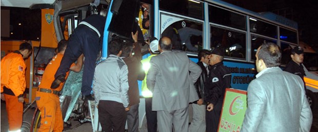 İki otobüs çarpıştı: 39 yaralı
