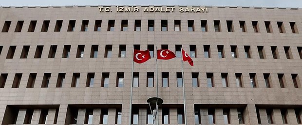 izmir adalet sarayı.jpg