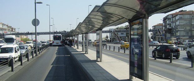 incirlik metrobüs.jpg
