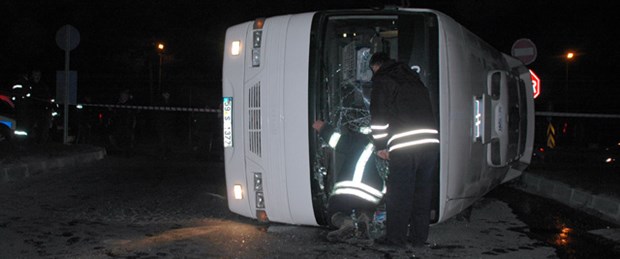 İşçi servisi kaza yaptı: 14 yaralı