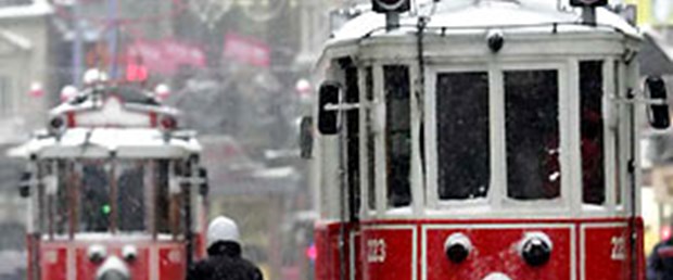 İstanbul soluğunu tuttu, bekliyor