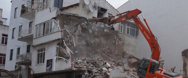 İstanbul'da 2 bin 243 bina risk altında