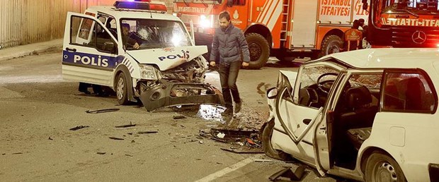istanbul polis sürücü kaza280216.jpg