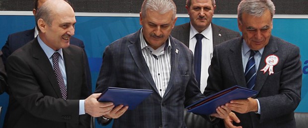 'İzmir hak ettiği yerde değil'