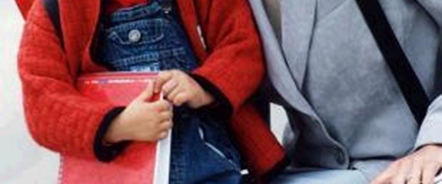 Kadın evden çıkıp iş hayatına katılamıyor