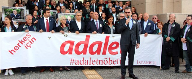fotograflar-kadri-gursel-adalet-nobetinde-konustu_8729_dhaphoto2.jpg