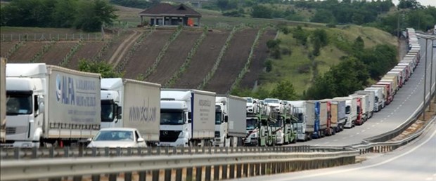 kuyruk-TIR.jpg