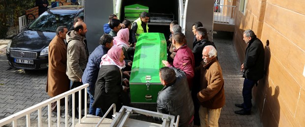 ayakkabı yeri kavgası.jpg