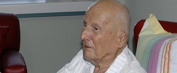 kenan-evren-defin-devlet-mezarlığı100515.jpg