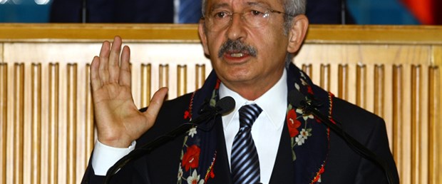 Kılıçdaroğlu'na başörtüsü hediye