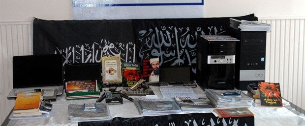 'Kızları kandırıp El Kaide kamplarına gönderdi'