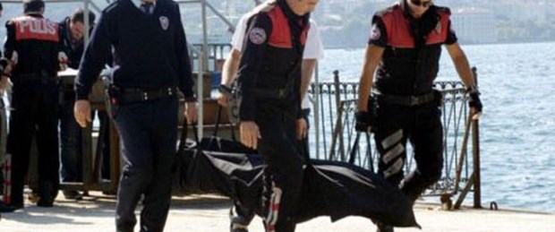 Köprüden ölüme atladı