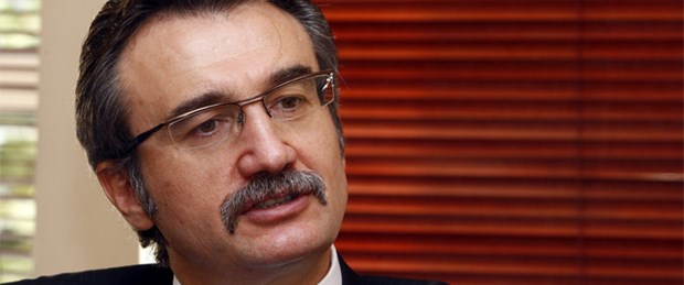 Kürşad Tüzmen adaylıktan çekildi