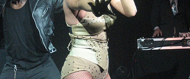 Lady Gaga ilk solo konserini kaydetti
