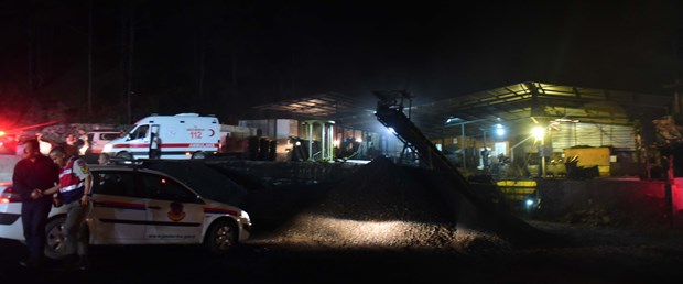 antalyada-maden-ocaginda-gocuk-2-isci-mahsur--ek-fotograflar_9532_dhaphoto1.jpg