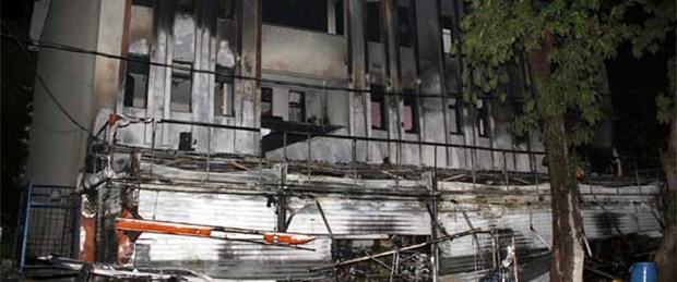 Market yandı, 20 kişi hastanelik oldu