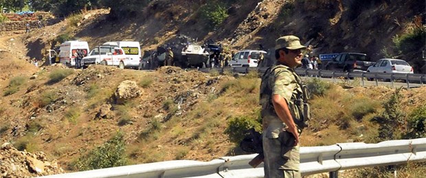Mayın patladı: 4 asker yaralı