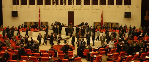Meclis işe tezkereyle başlayacak