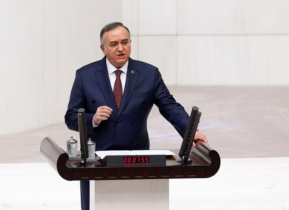 MHP Grup Başkanvekili Erkan Akçay