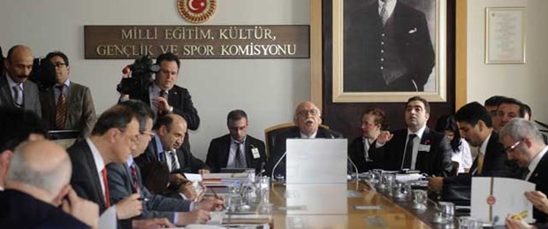 Meclis'te ilk kez Kürtçe çeviri