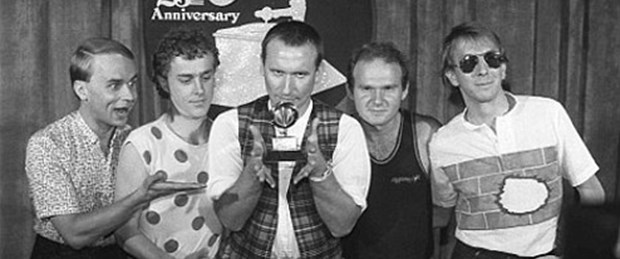 Men at Work 'çalıntı şarkı'dan suçlu bulundu