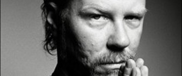 Metallica'nın solisti hastaneye kaldırıldı