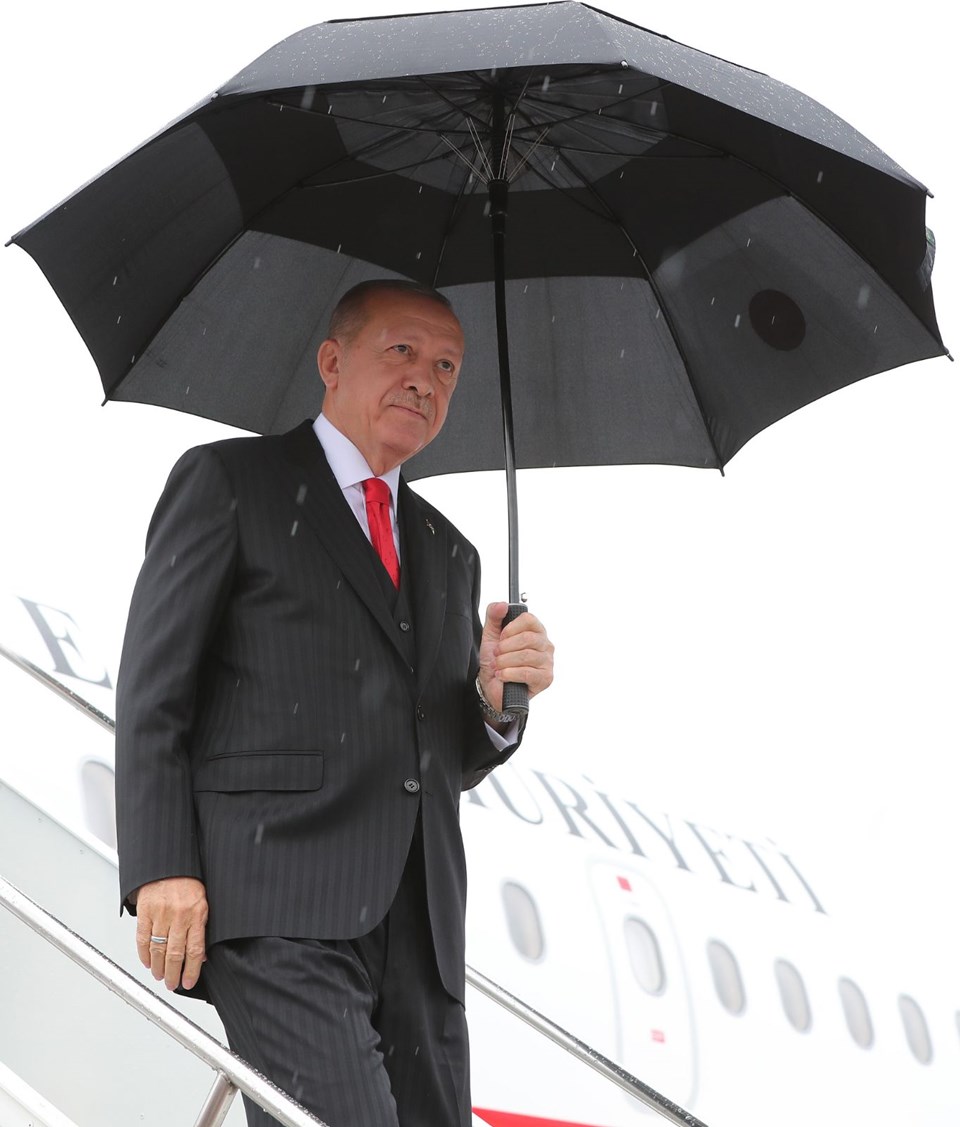 Devletin zirvesi orada!