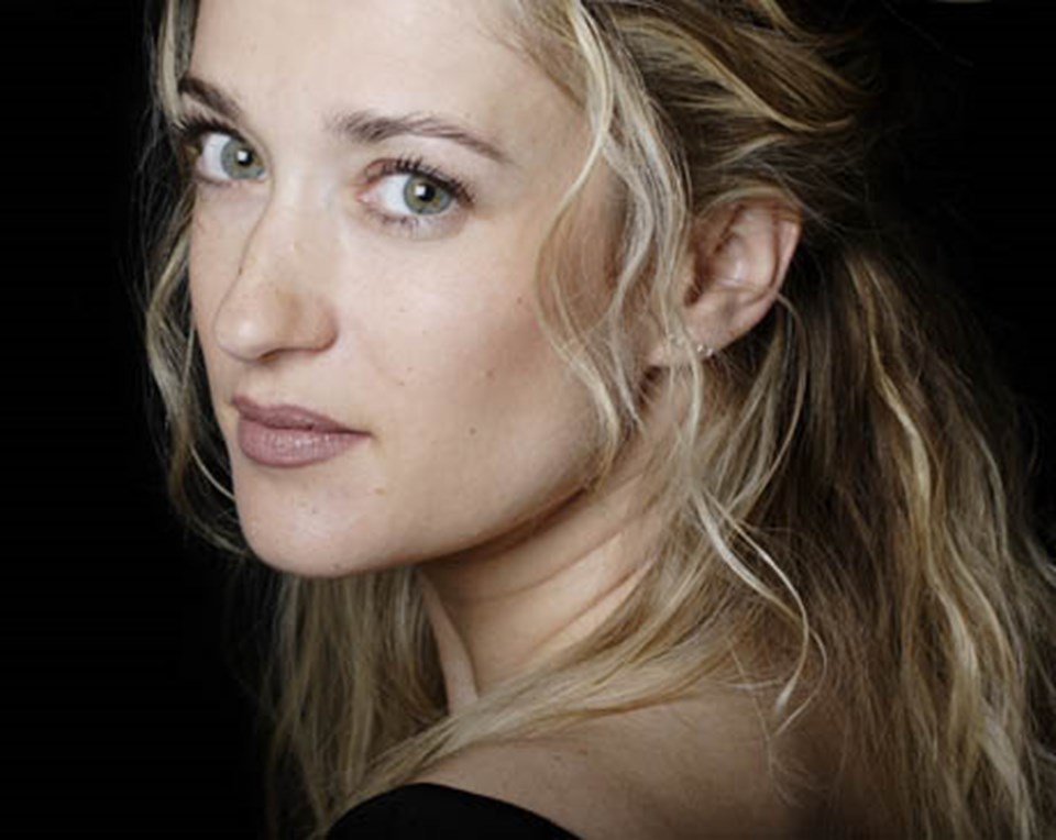 Laure Favre Kahn
