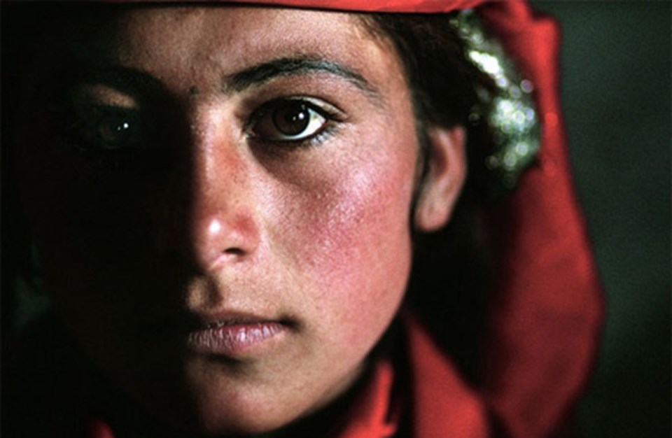 Çin, Doğu Türkistan, Ku Guch Lugh Okulu, 1995