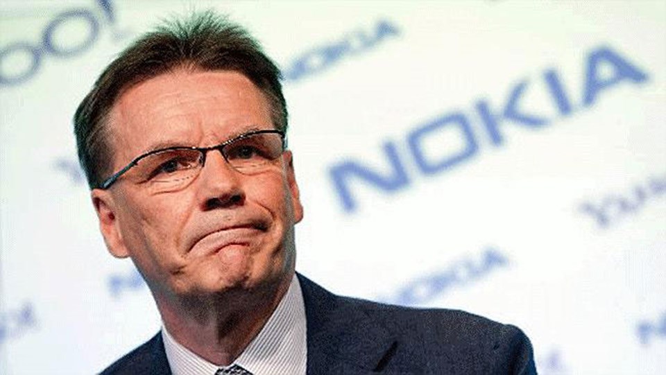Koltuğundan olan Olli-Pekka Kallasvuo